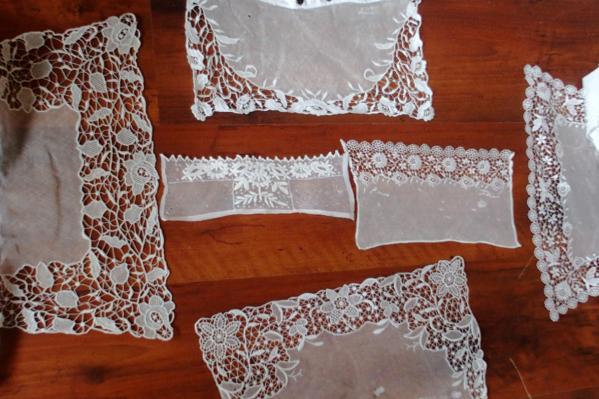 Cols et guimpes pour mode a col