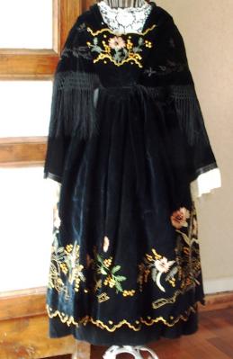 Costume de vannes vue de face 1