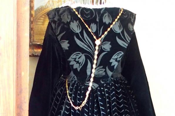 Haut detablier en velours devore des annees 20 a 30